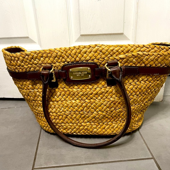 Michael Kors Straw Purse - Picture 1 of 5
